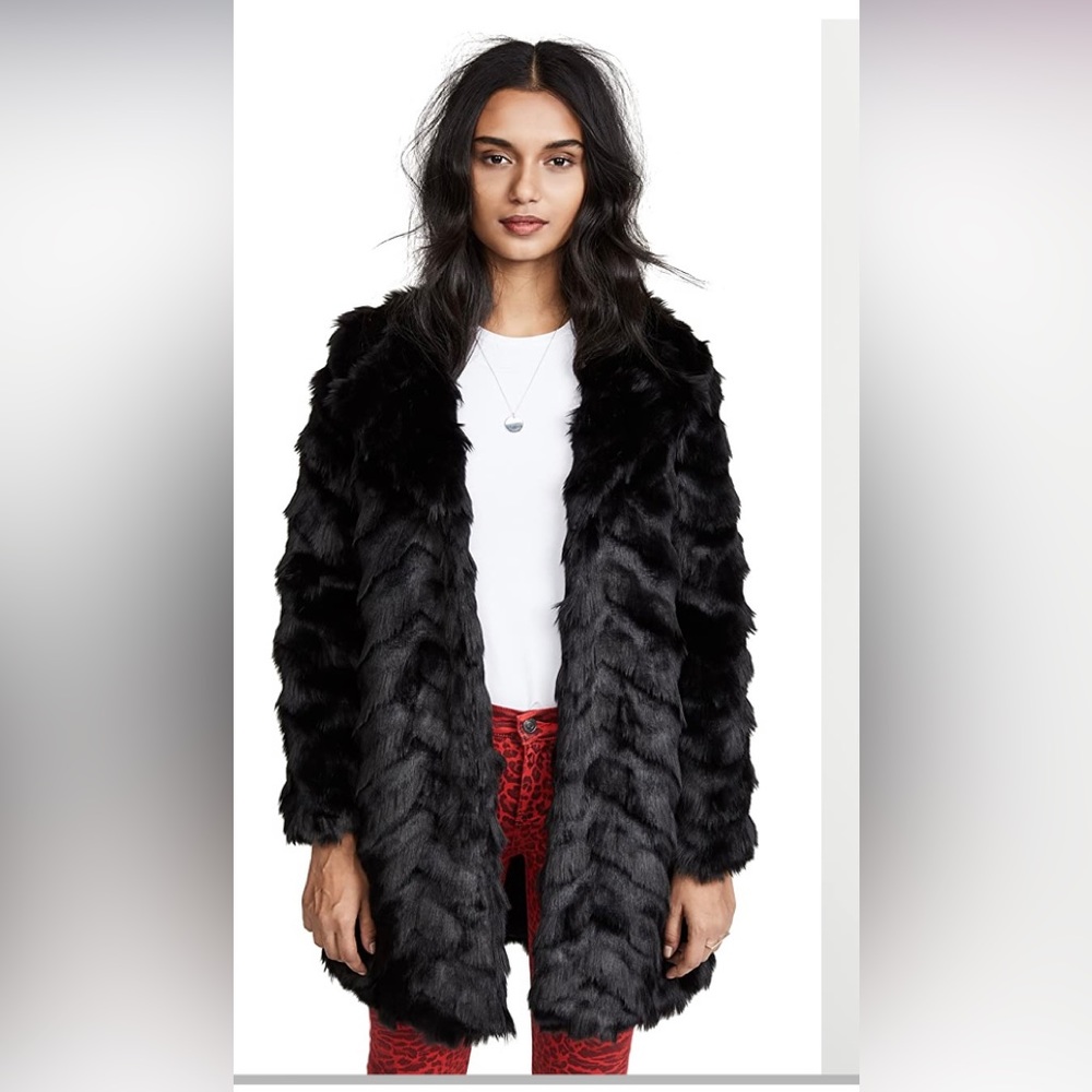 BB Dakota “It’s all Happening” faux fur coat